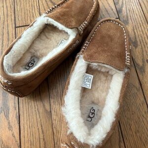 UGG Tan Shearling Lined Footwear